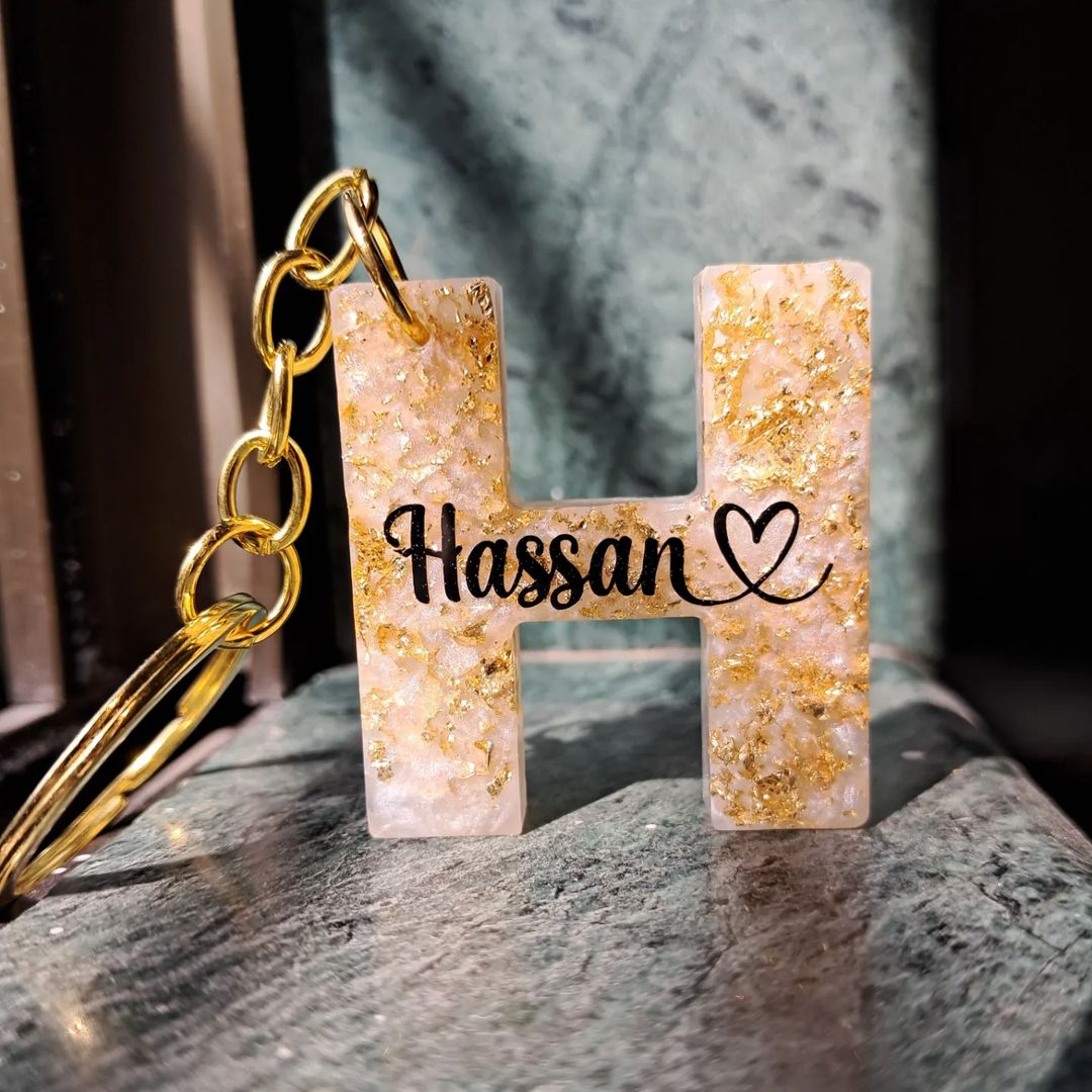 💎 Sparkle Letter Resin Keychain