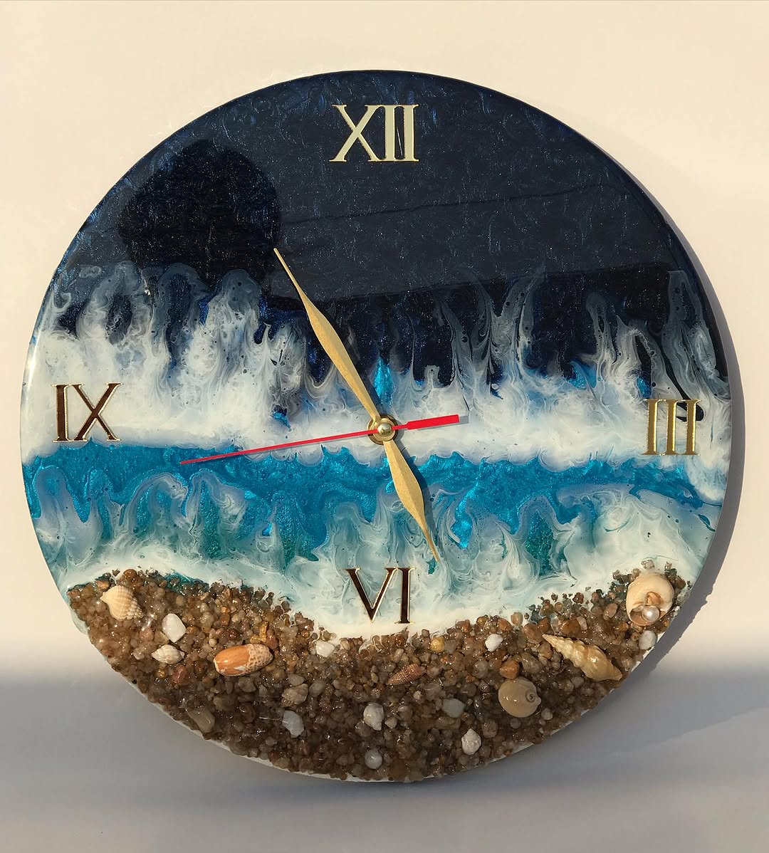 Luxury Handcrafted Resin Wall Clock — Artistic Elegance for Modern Spaces