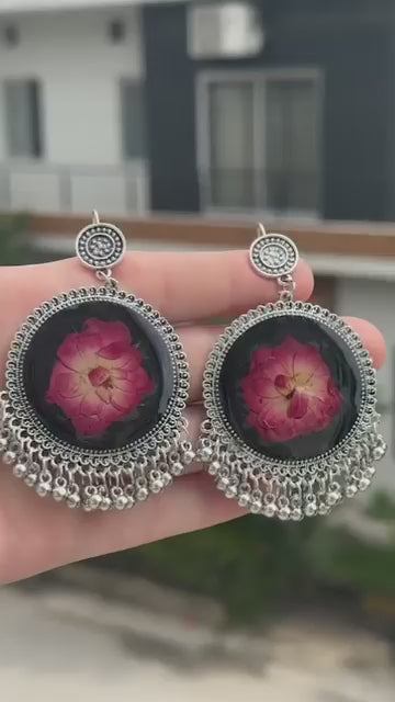 Eternal Blossom Resin Earrings 🌼